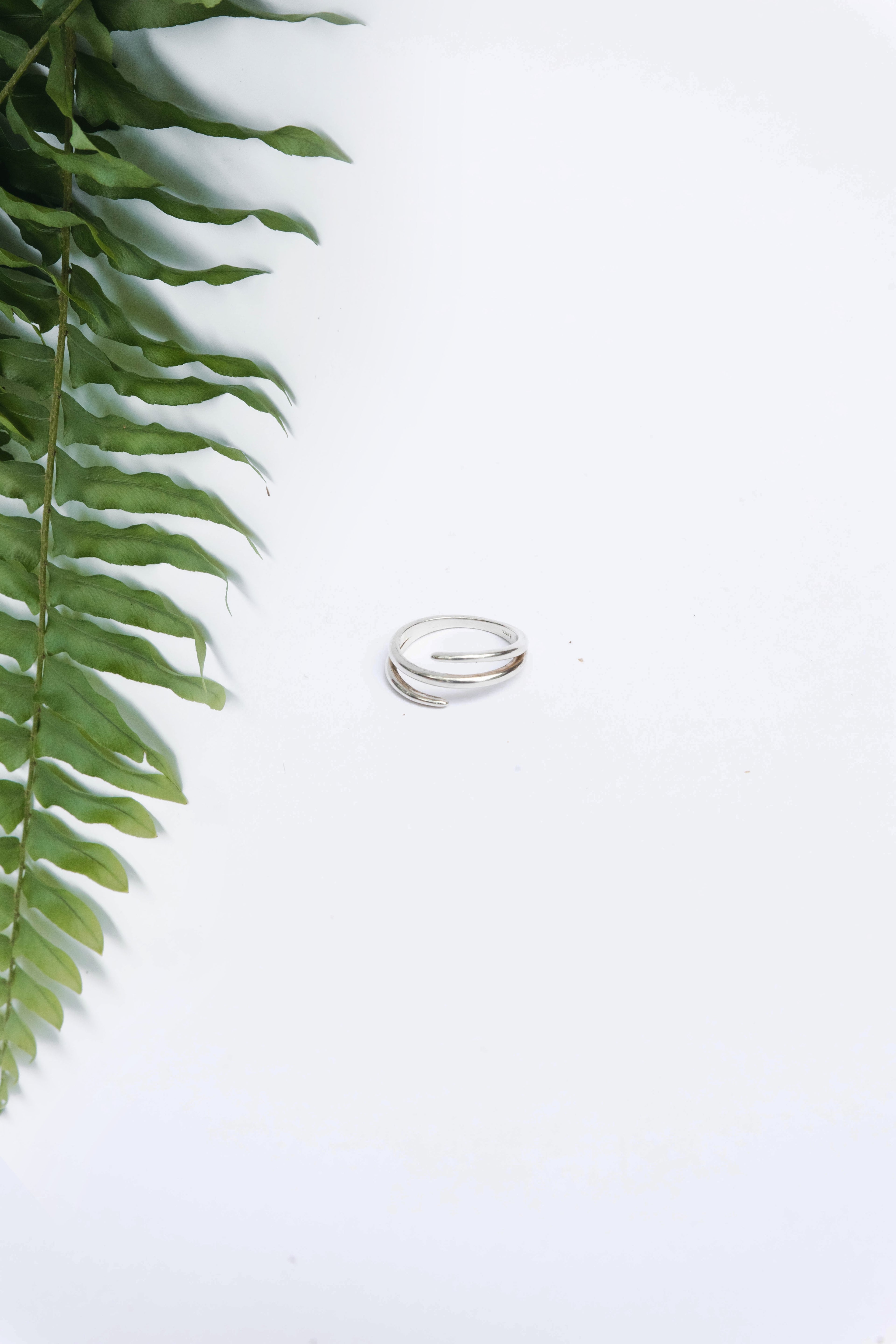 Ophidia Freeform Stacking Ring